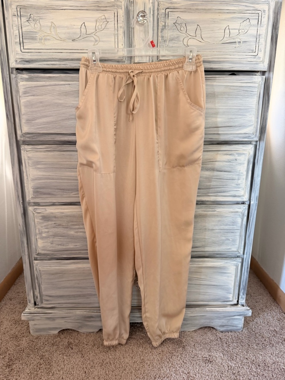 Women's Drawstring Jogger Pants in Beige